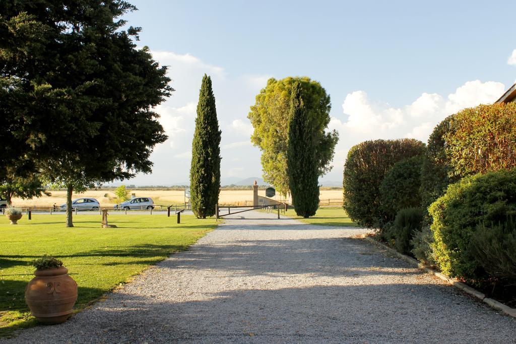 Agriturismo Giuncola & Granaiolo Rispescia Exteriör bild