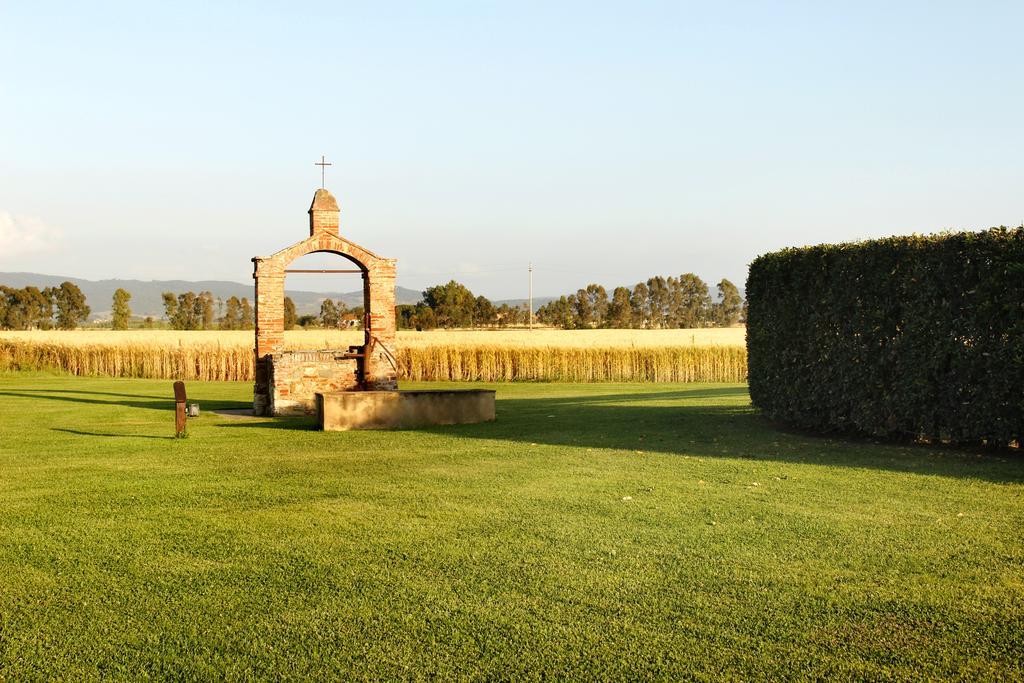 Agriturismo Giuncola & Granaiolo Rispescia Exteriör bild