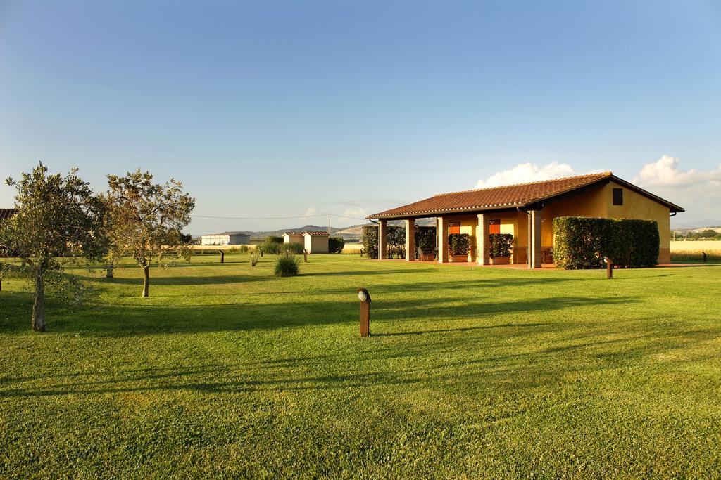 Agriturismo Giuncola & Granaiolo Rispescia Exteriör bild