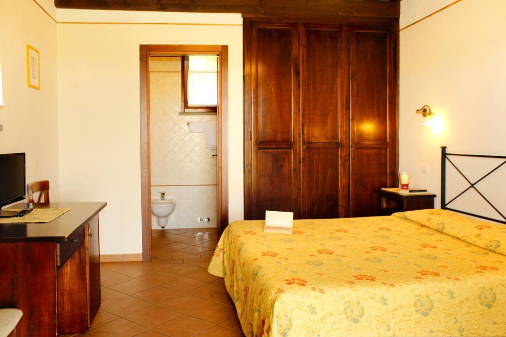 Agriturismo Giuncola & Granaiolo Rispescia Exteriör bild